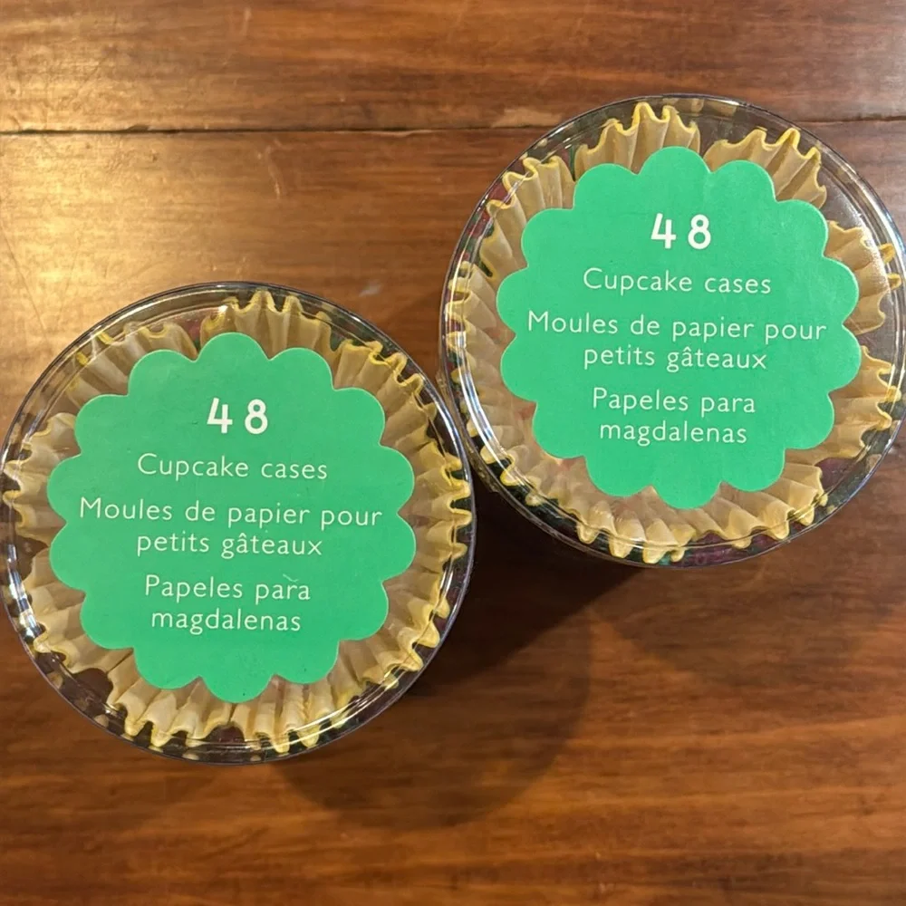 NWT 96 Crate&Barrel Spring Cupcake Papers Paper Cup Cases Floral 2 Pack 48 Each